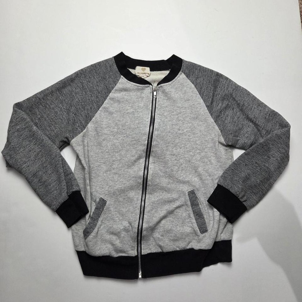 Vintage One Clothing Y2K Zip Up Gray Top‎ Size Medium